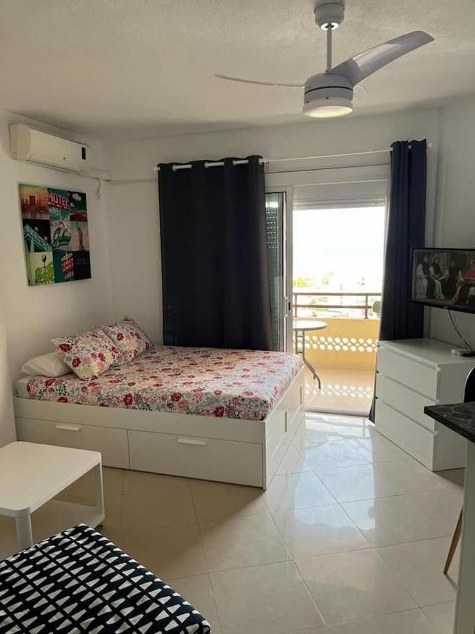 Apartment In Torremolinos Close To Beach Exterior foto